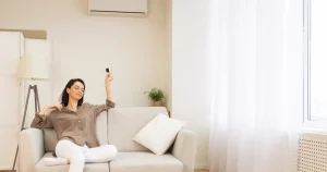 Wanita Di Ruangan Ac